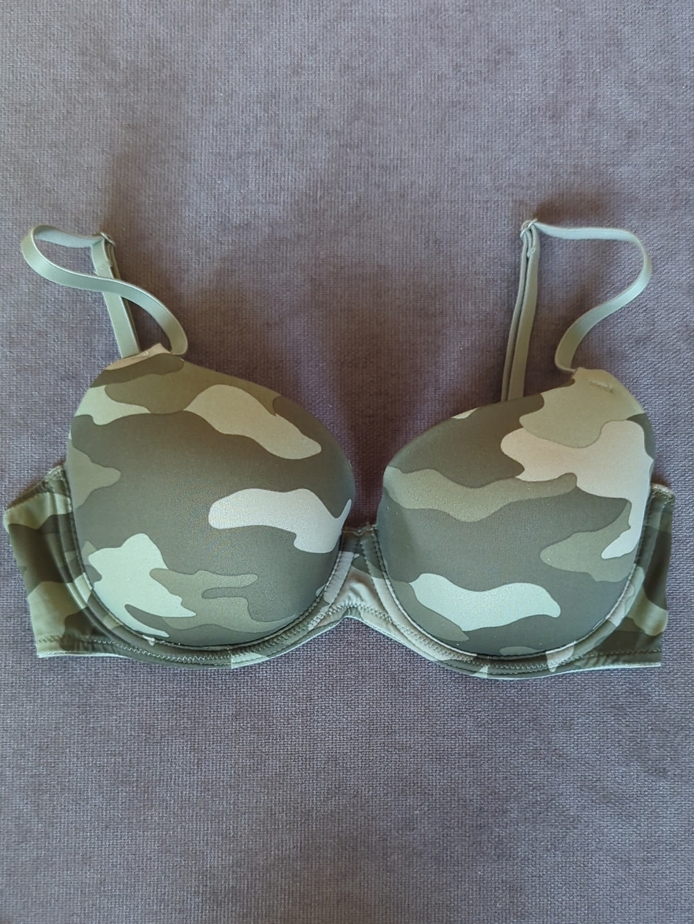 NWOT PINK Victoria's Secret Wear Everywhere Lightly Lined Demi Bra in Green Camo
